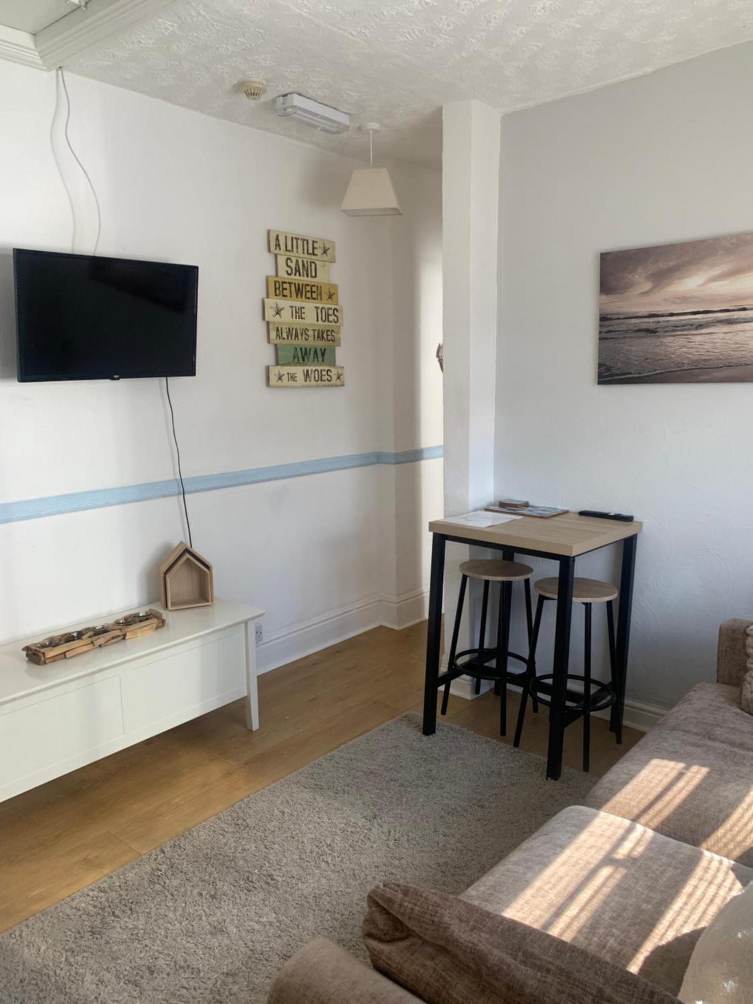 Lovely Little Flat By The Sea In Cleethorpes Bagian luar foto
